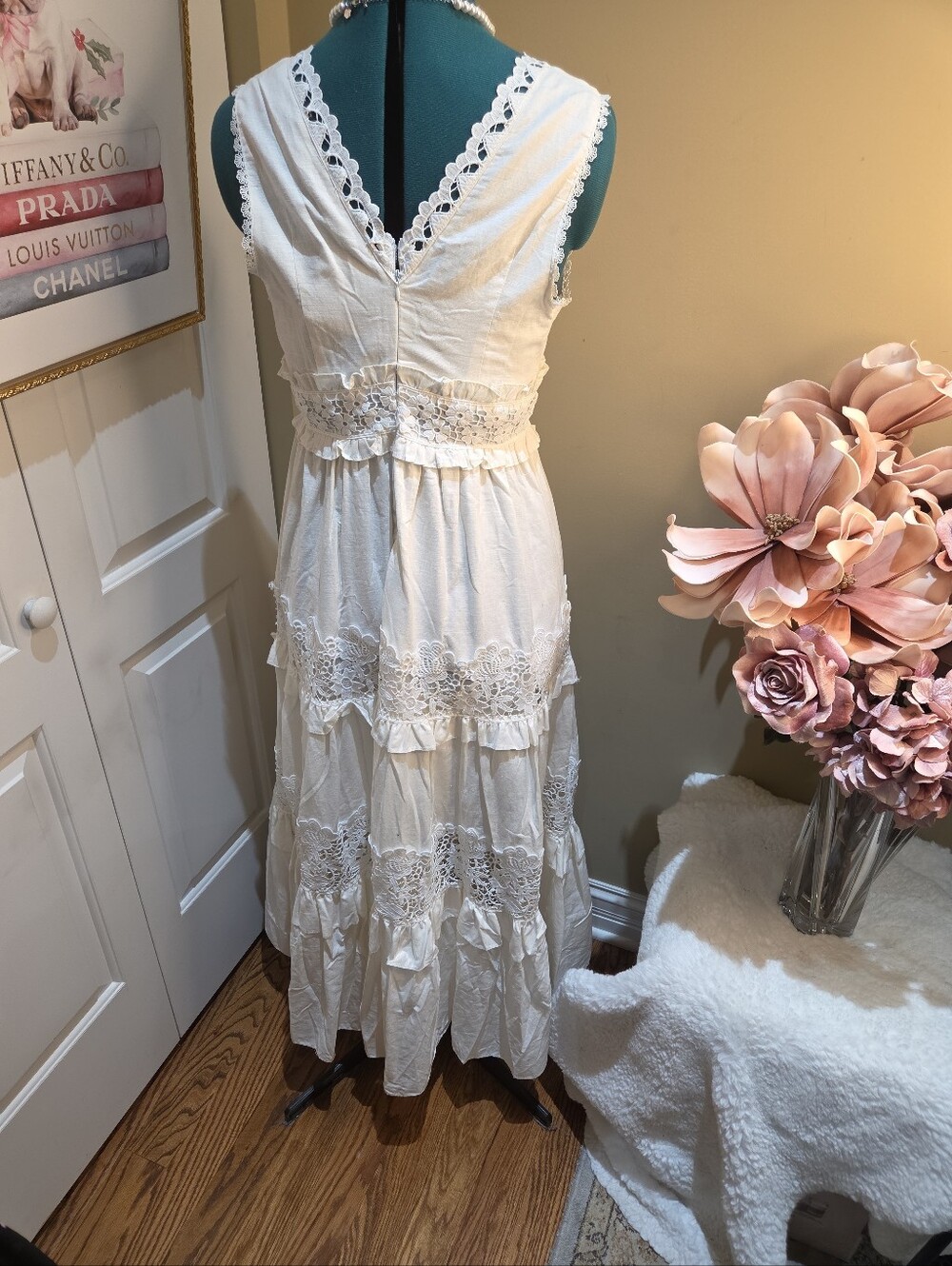 Nwt Medium Endelss Sumer Sleeveless White Lace-Trim V-Neck Maxi Dress $230 - Picture 7 of 16